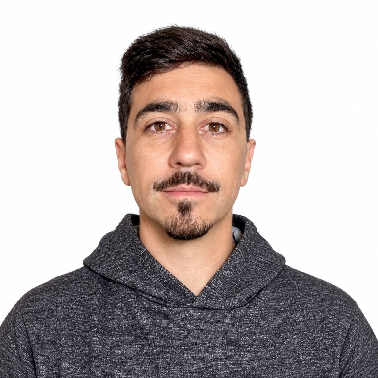 Téc. Matias TAZZA