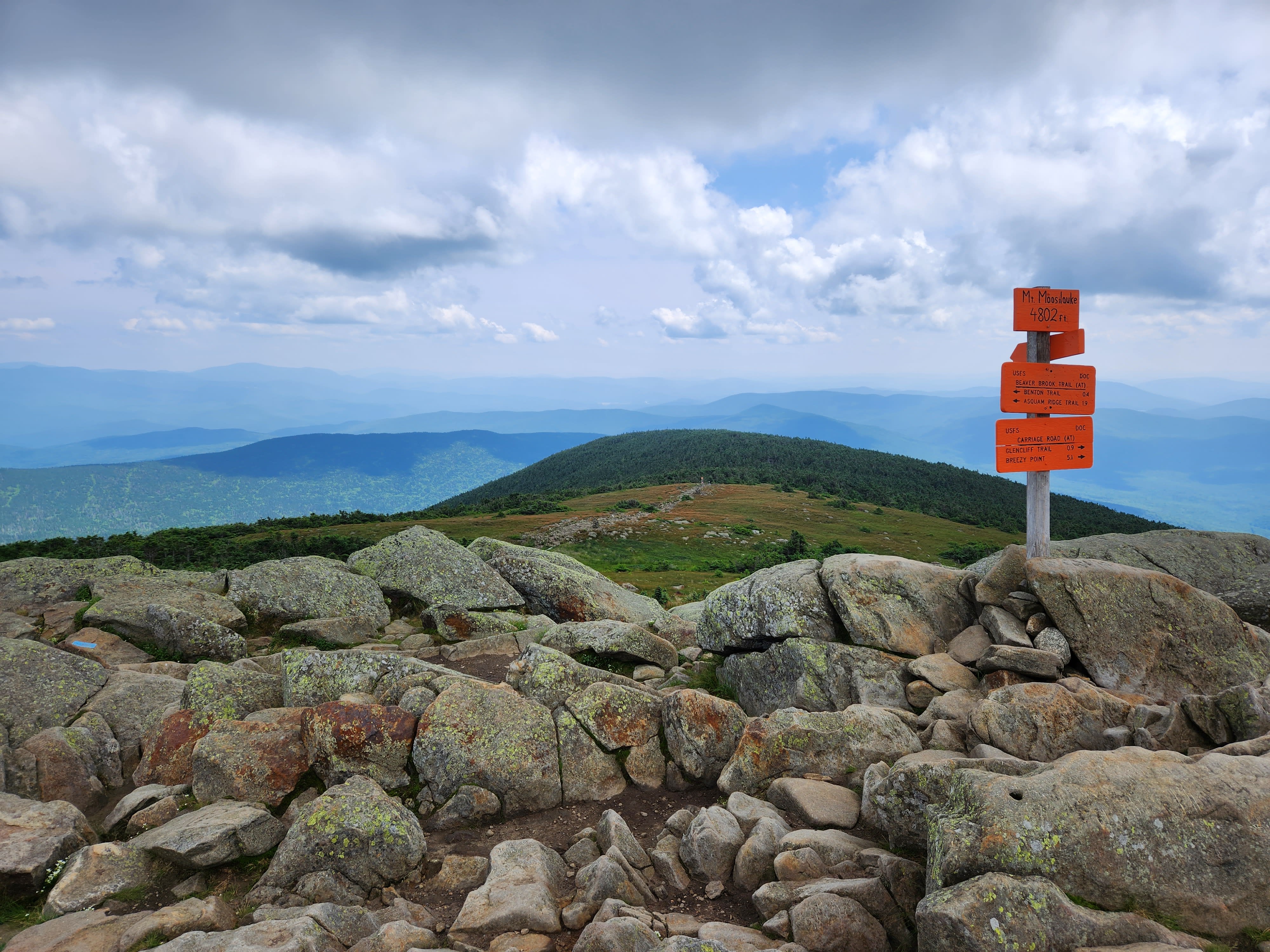 Trail sign on top of Mount Moosilauke