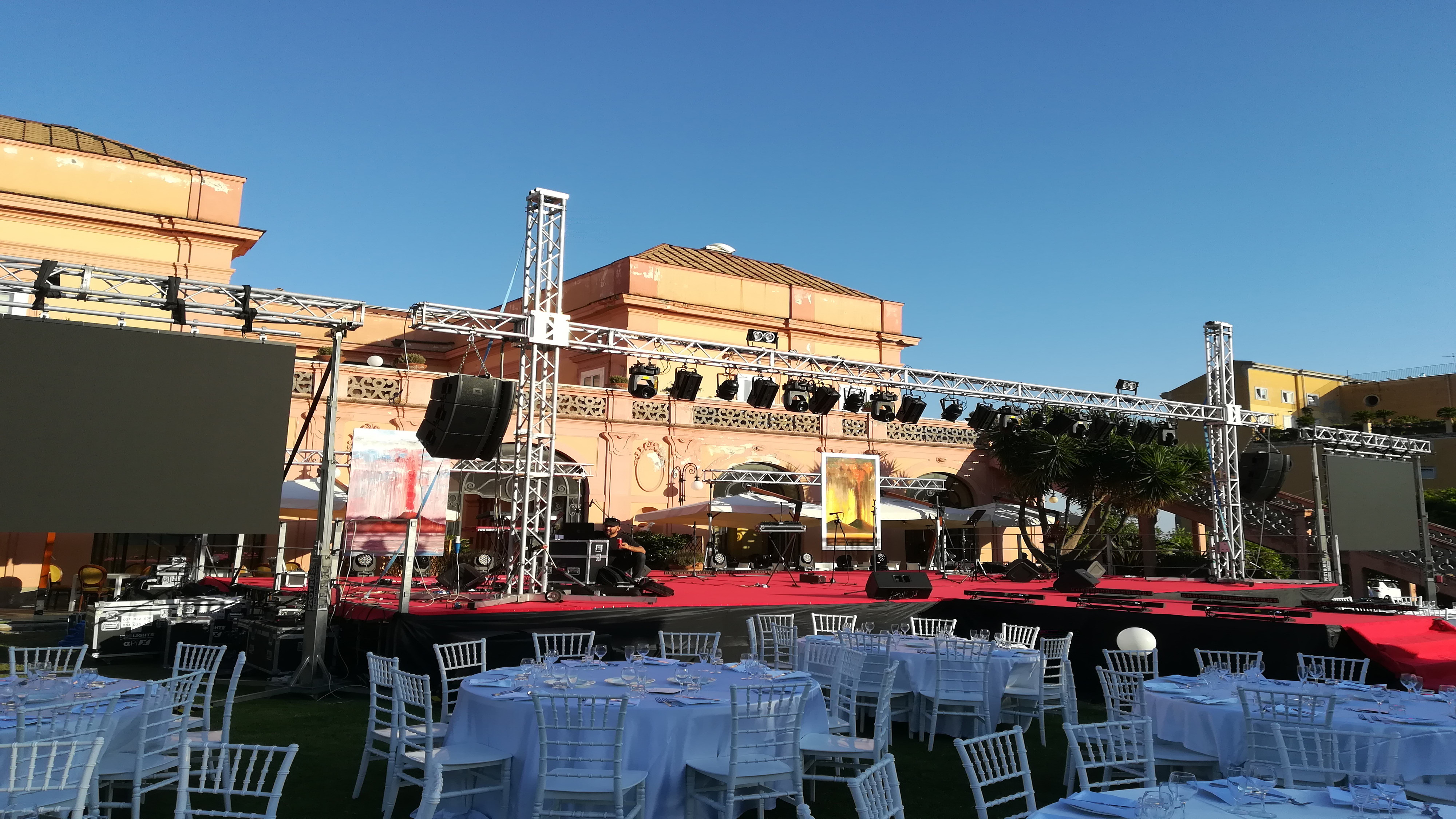 Noleggio Palco modulare per concerti e manifestazioni