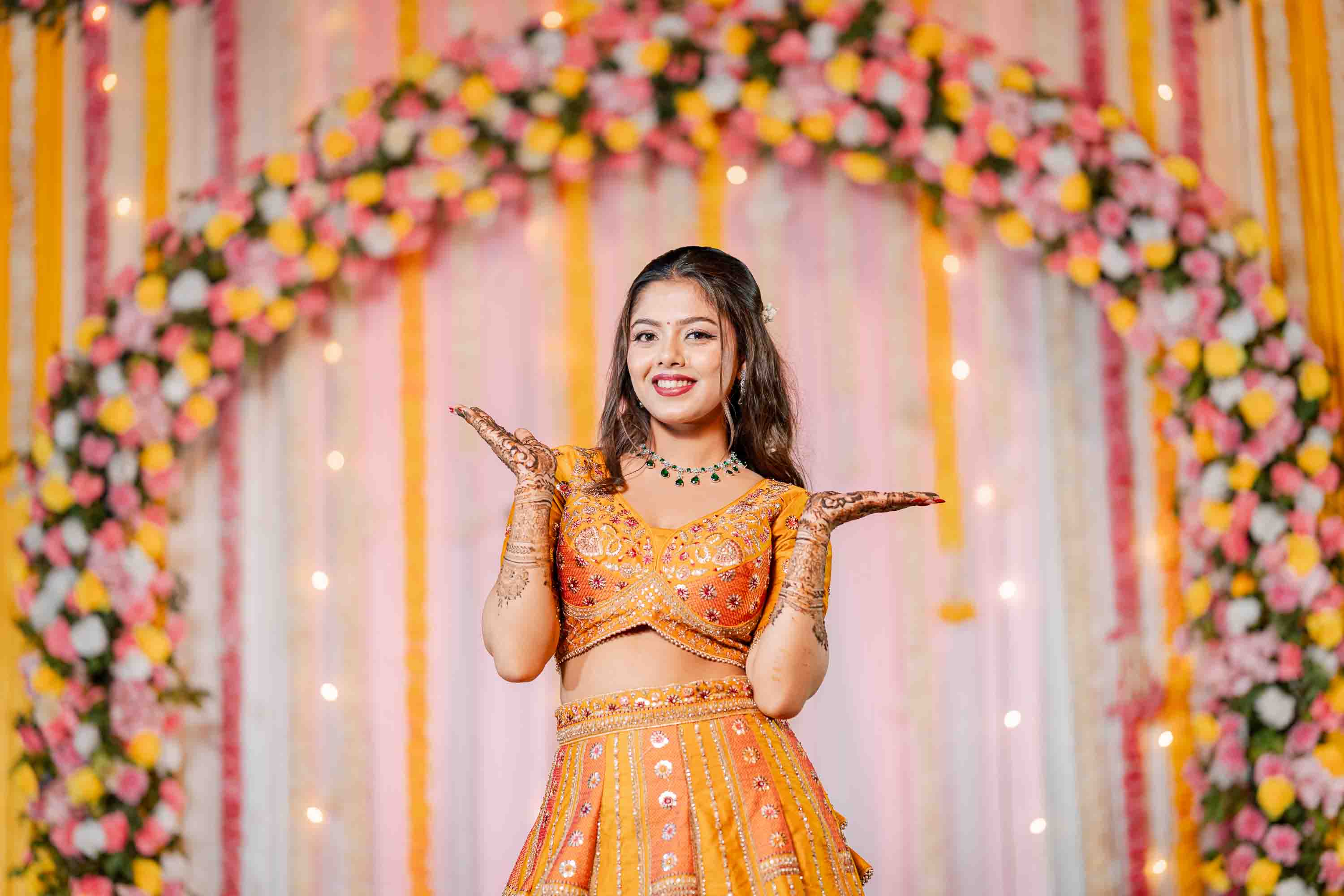 Anjali & Aayush gallery image 9
