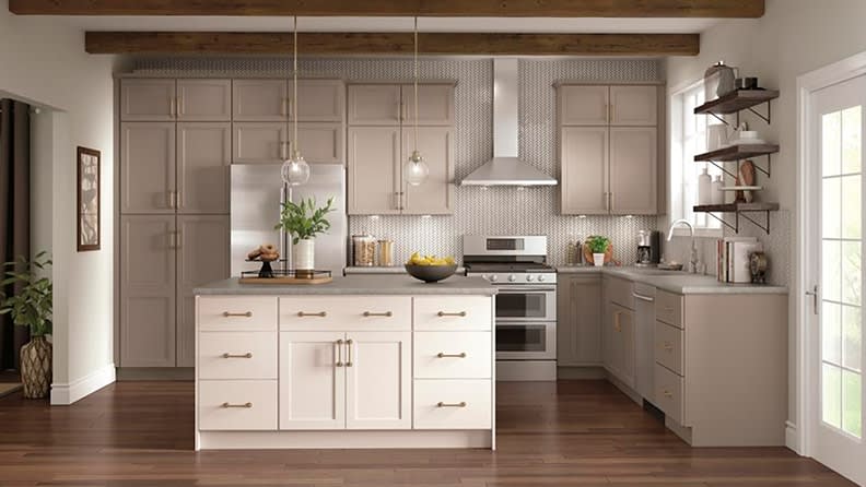 When is the Best Time to Buy Kitchen Cabinets at Lowes: Insider Tips ...