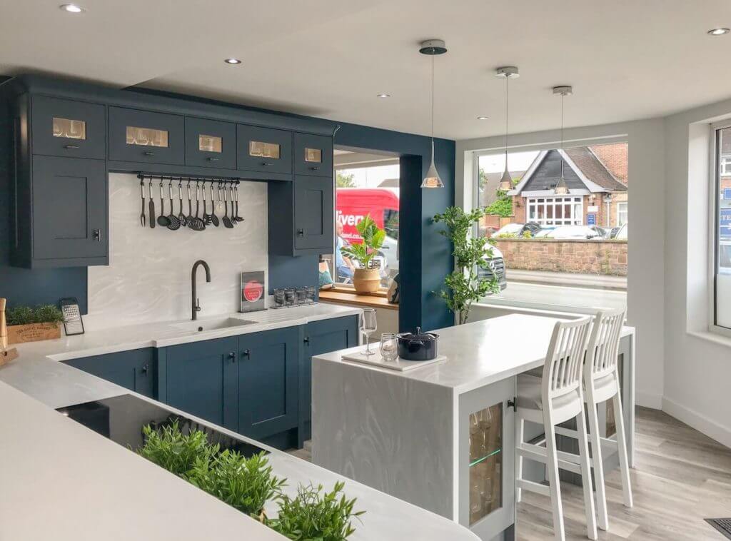What are the Disadvantages of Traditional Kitchen: Top Drawbacks Revealed