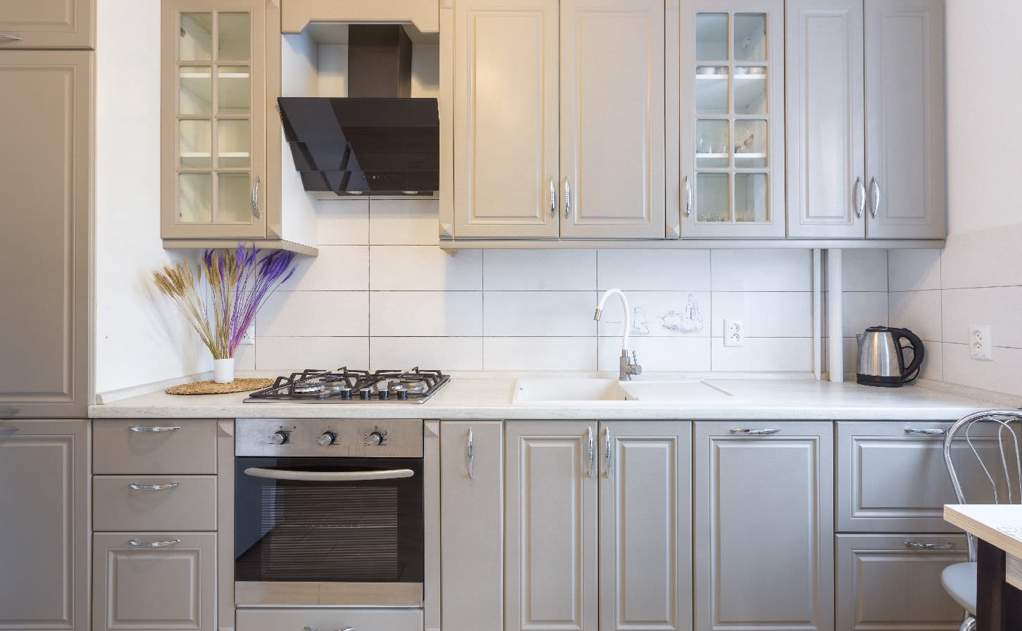 Can You Paint Kitchen Units? Transform Your Kitchen Now!