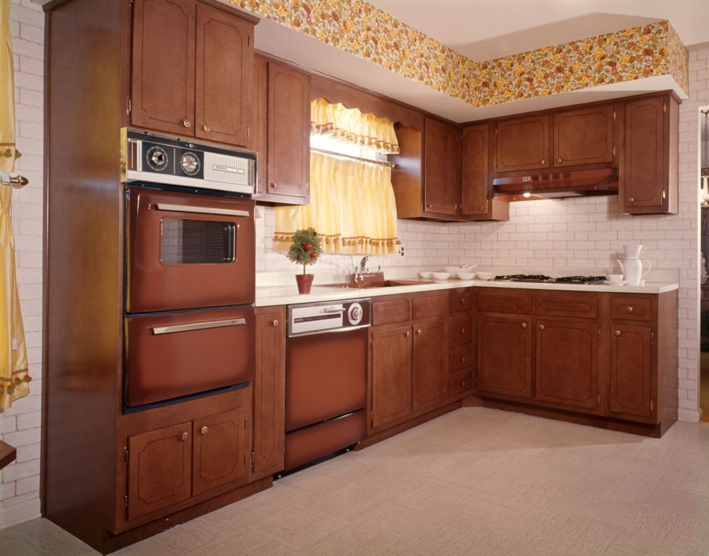What Makes a Kitchen Outdated? Top Signs to Look For