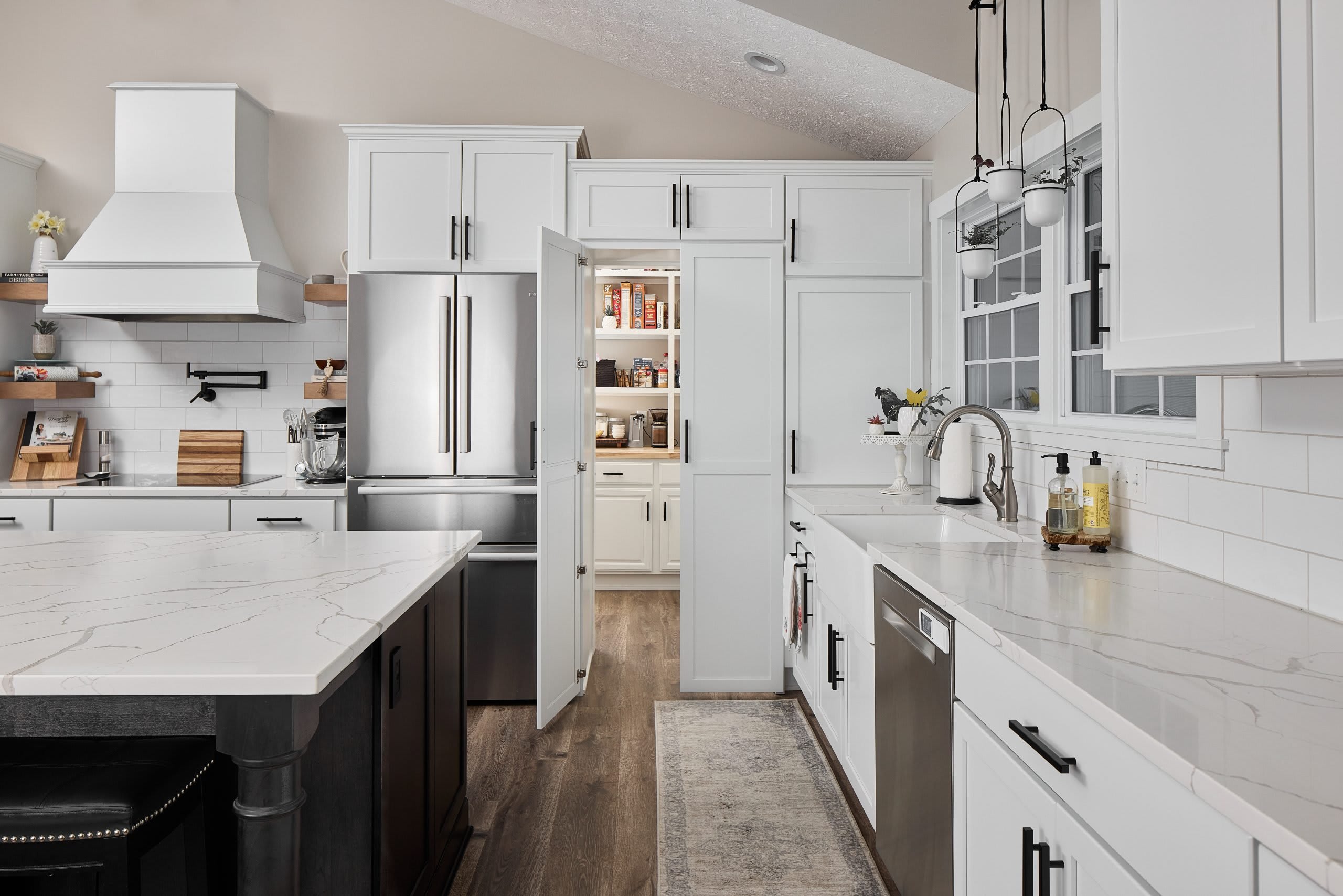 Pros and Cons of Kitchen Cabinets: Essential Insights | Kitchen Asking