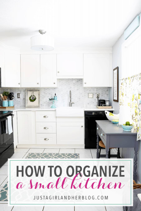 How to Arrange Furniture in a Small Kitchen: Maximize Space! | Kitchen ...