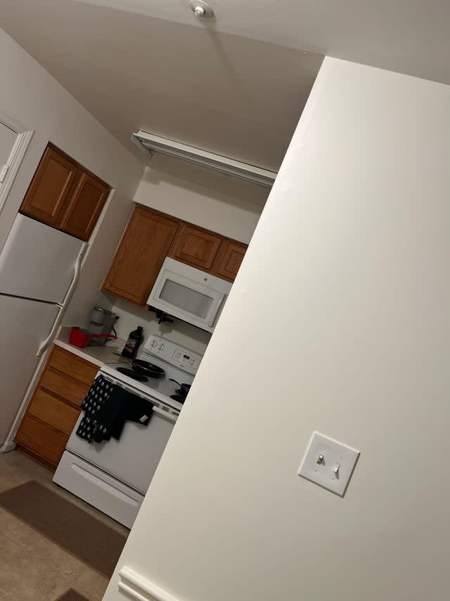 Kitchen Lights Stopped Working? Quick Fixes!