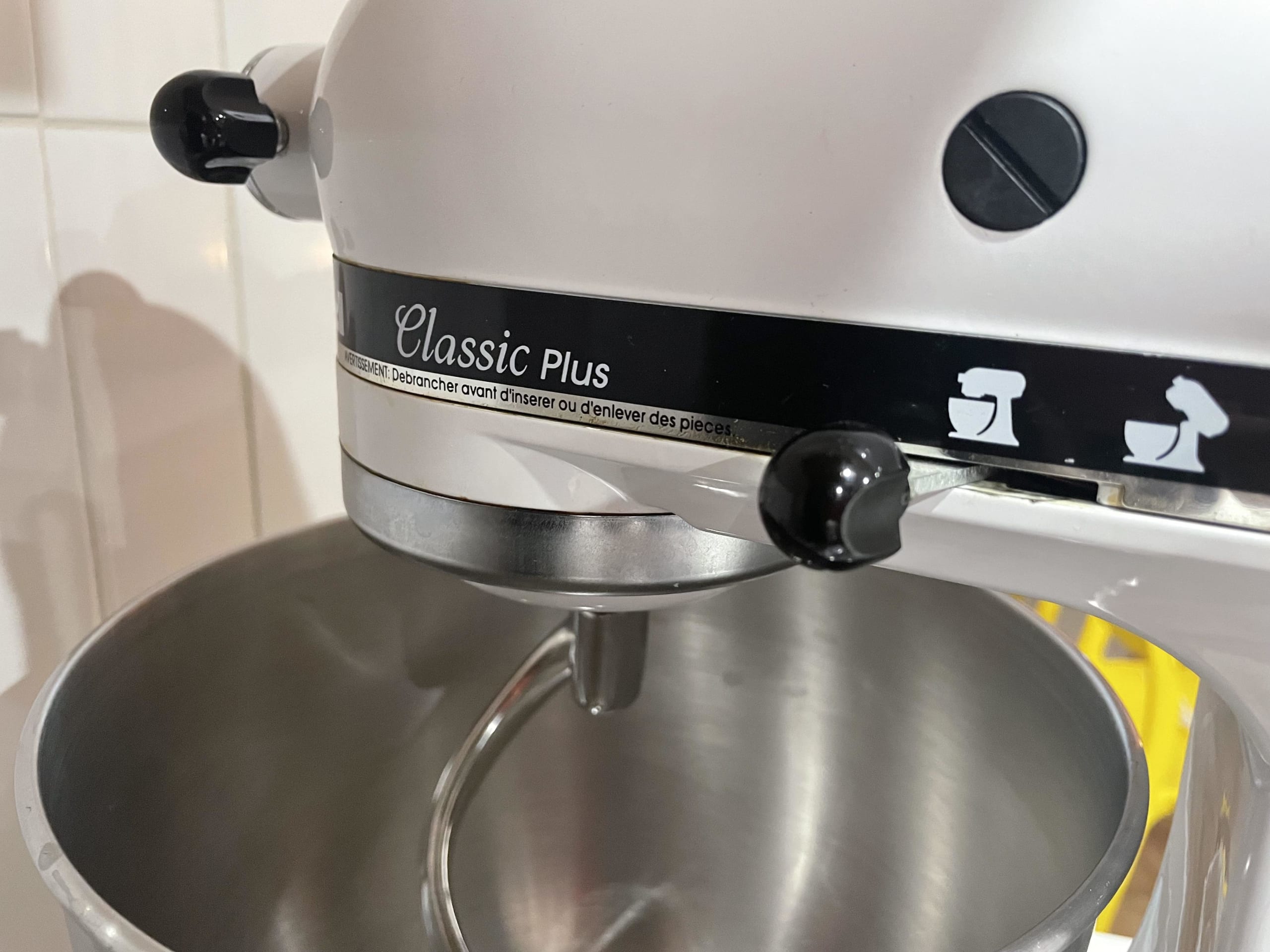 Lock Out Mixer How Do I Fix the Lock on My Kitchenaid Mixer: Quick Solutions | Kitchen ...