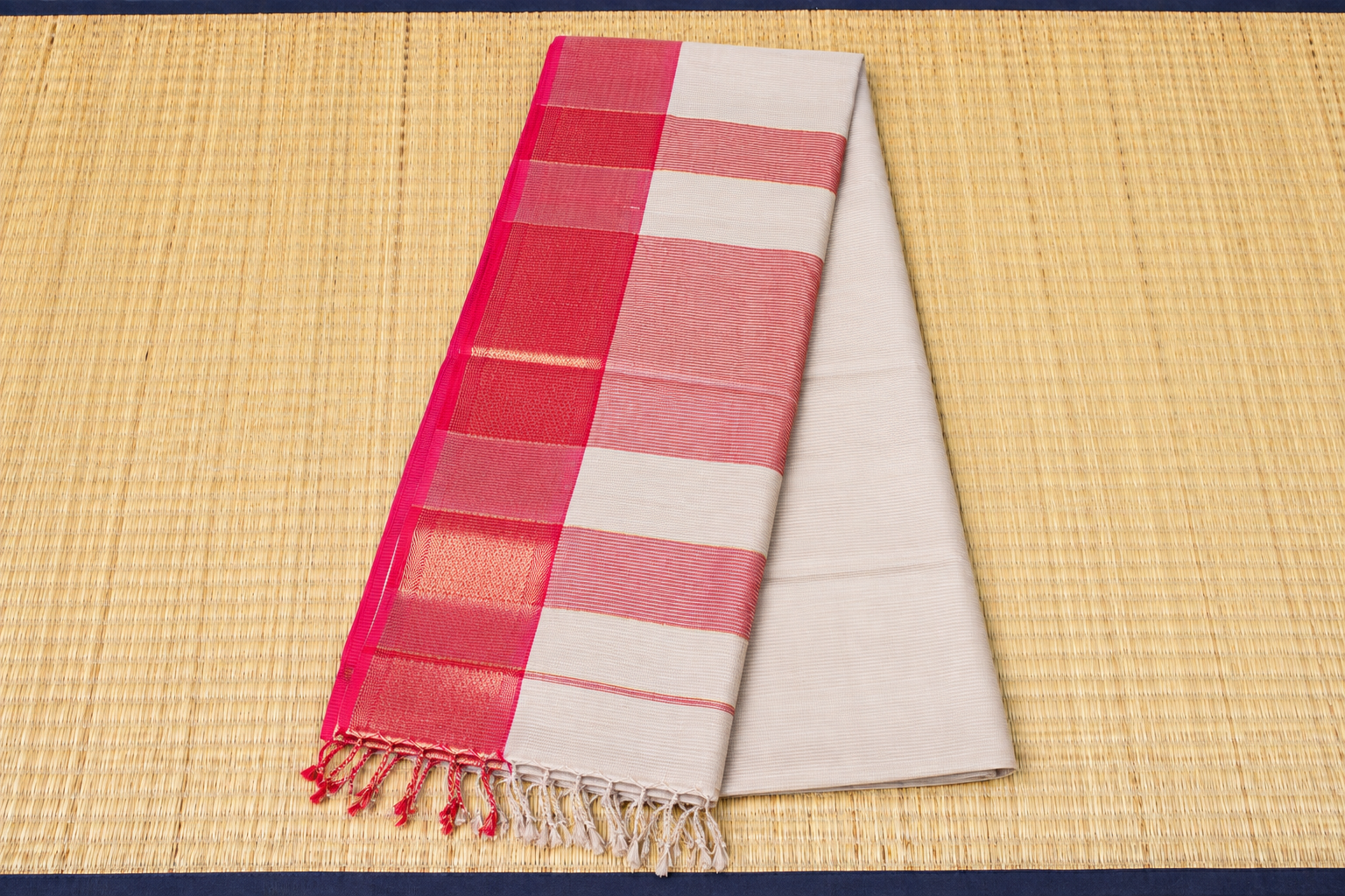Off-White Beige Checks image 2