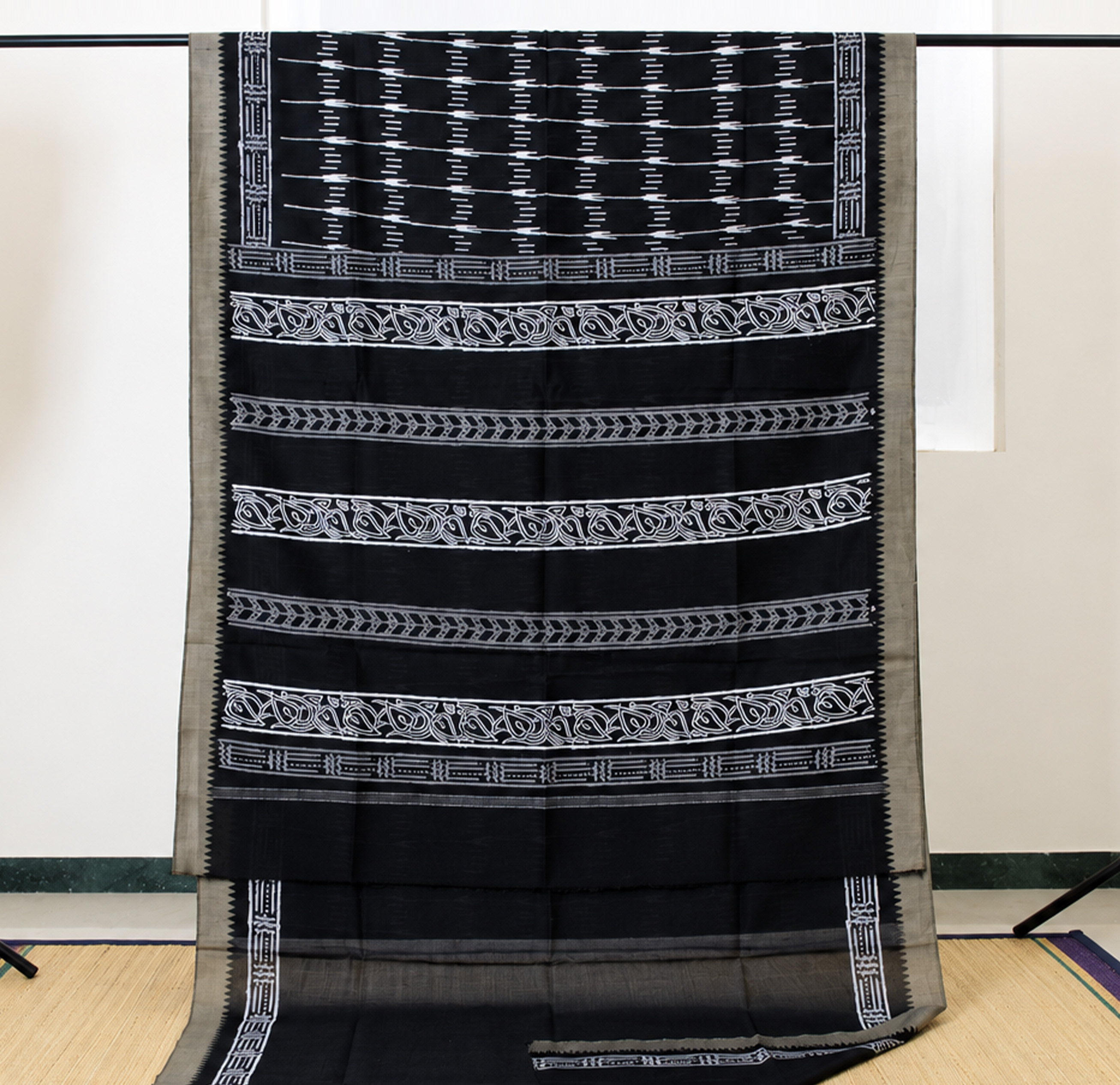 Black White Chanderi