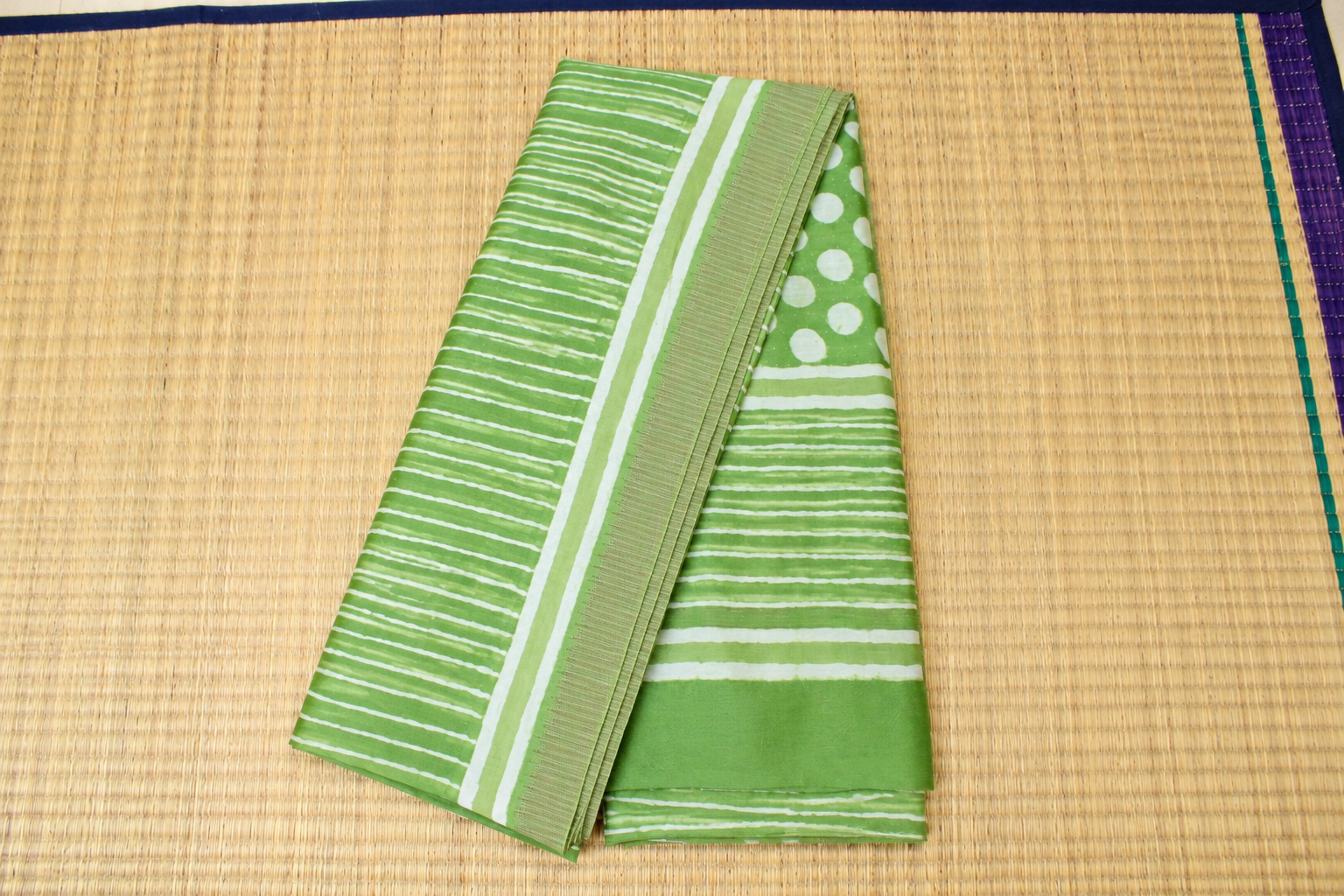 Pista Green Round & Stripes image 2