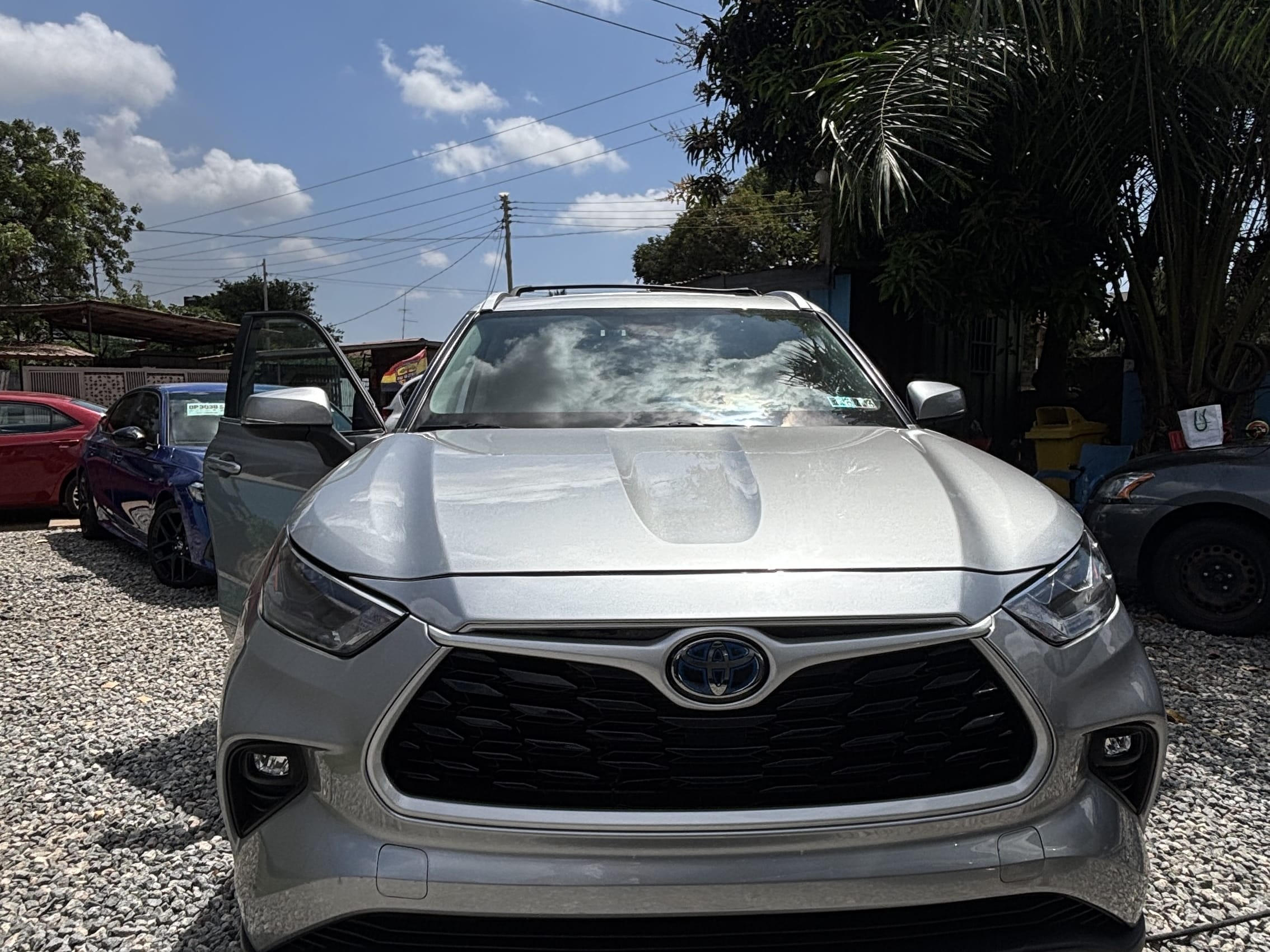 2023 Toyota Highlander Hybrid XLE