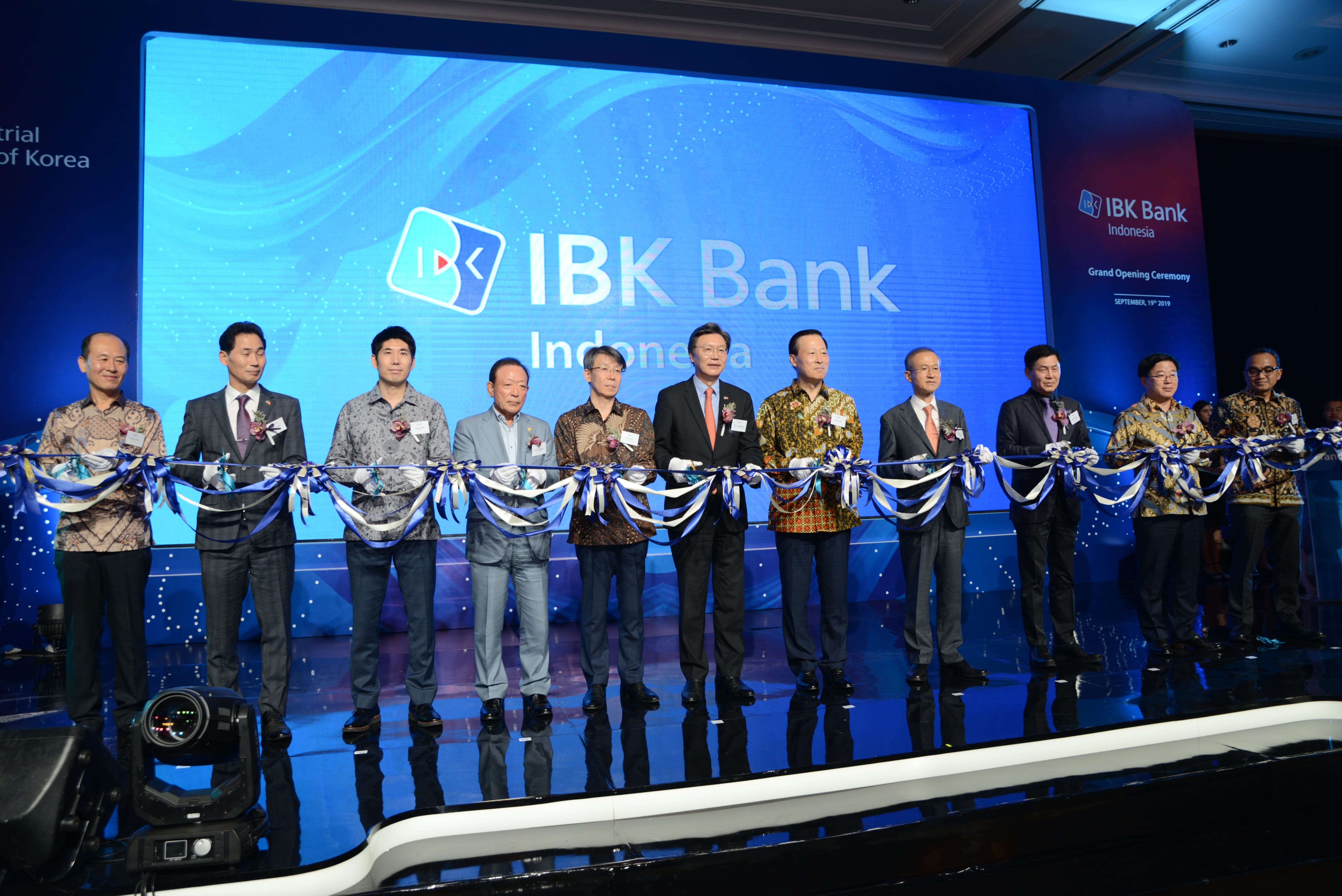 IBK Bank <br> Grand Launching