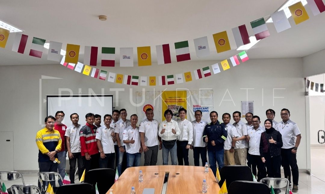 Premium Race Legend of Industry