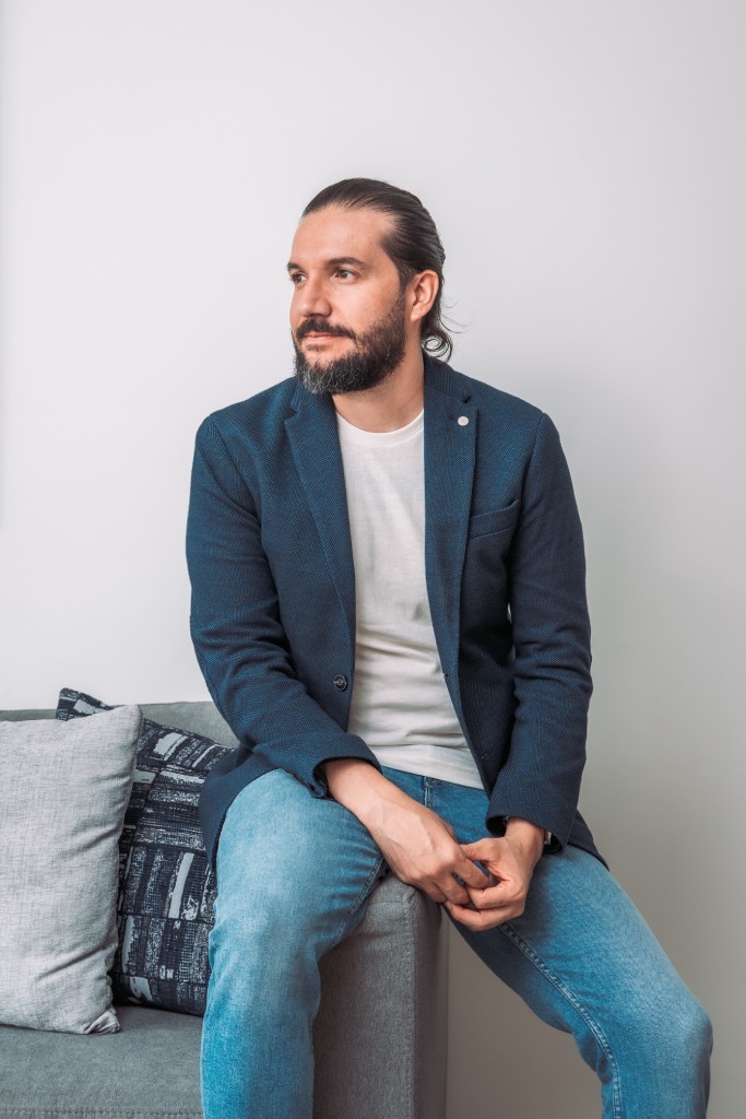 juan-suit_ajfuba