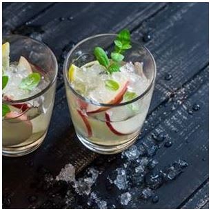 Gingered Apple Sparkler