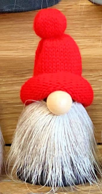 Renskinnstomte 10cm svart rød