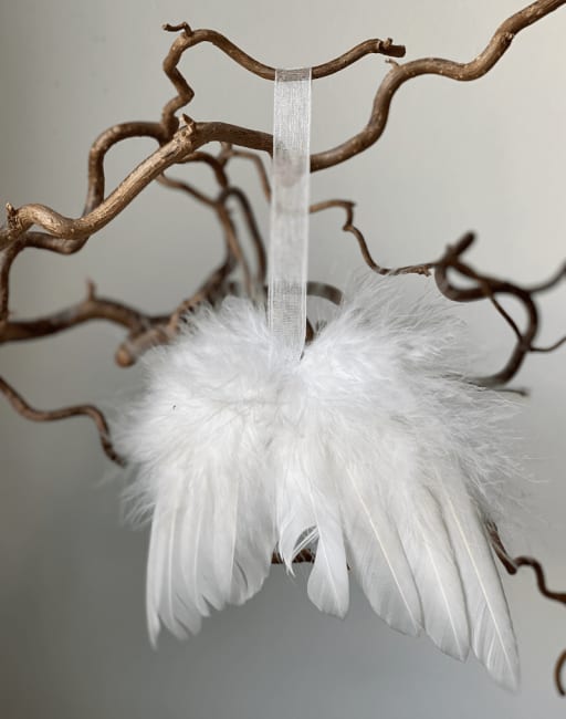 UND hengepynt englevinger hvit