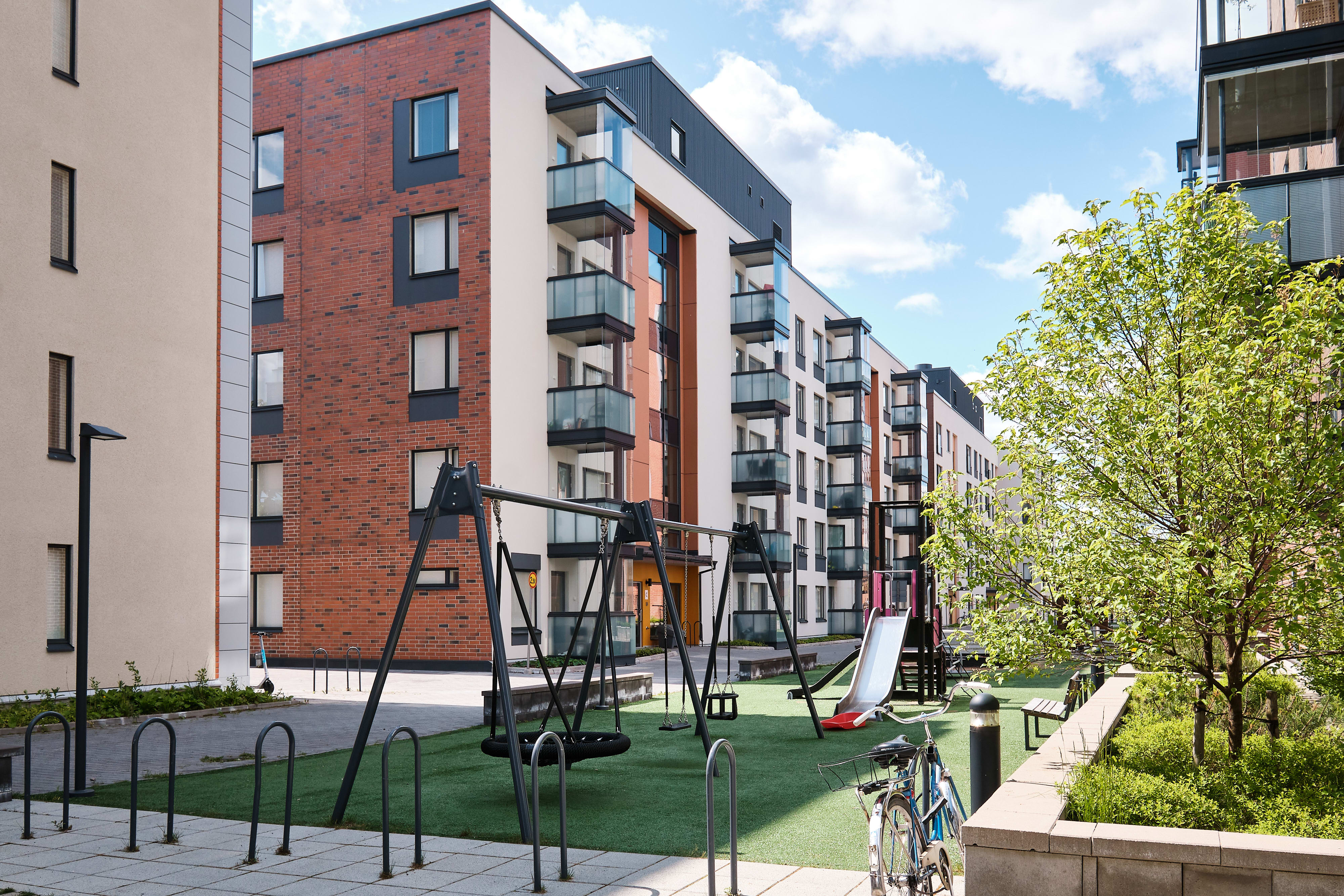 Laajaniityntie 2B, Vantaa-003
