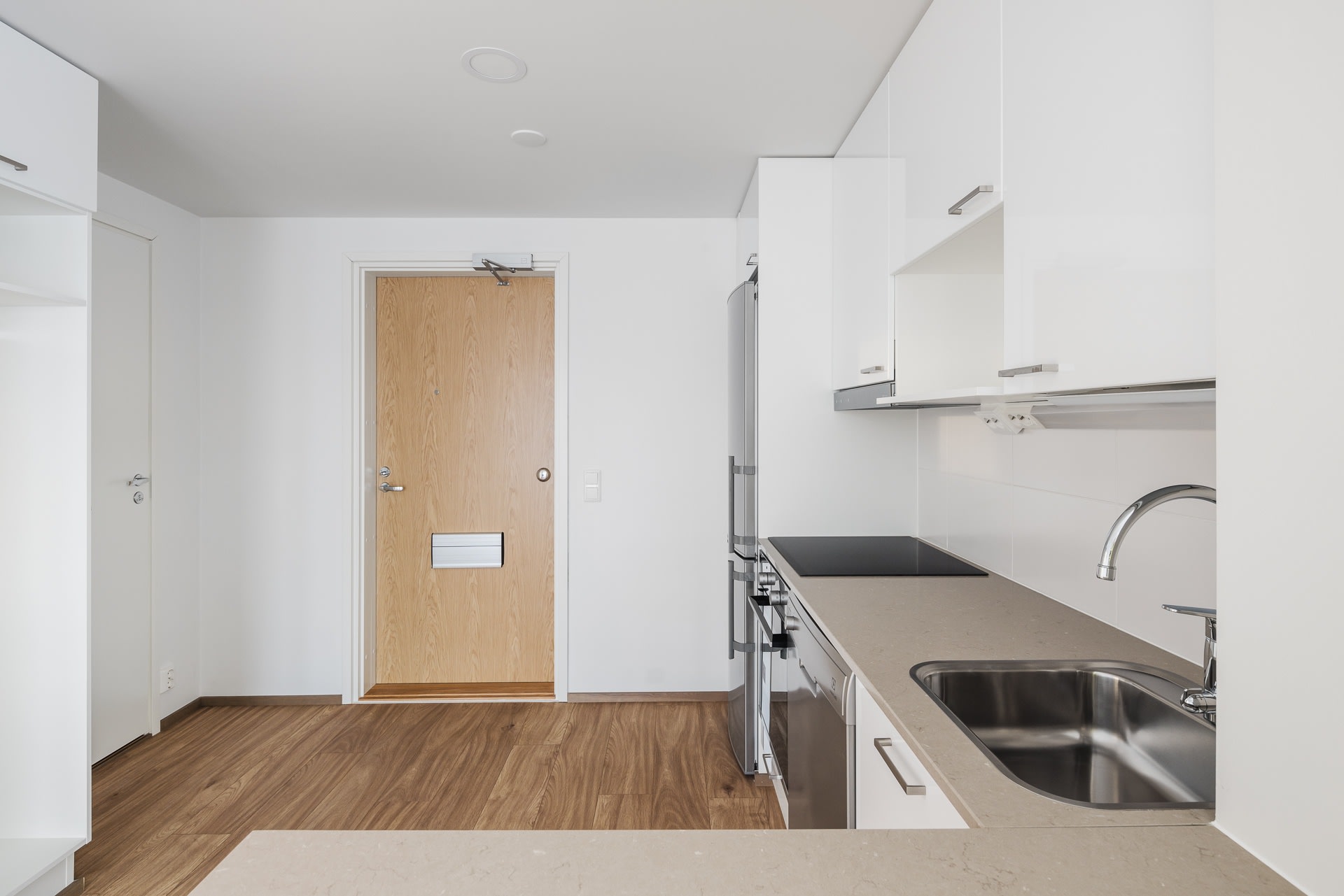 211208 Kreivinaukio 1 A61 002 - peili (1)