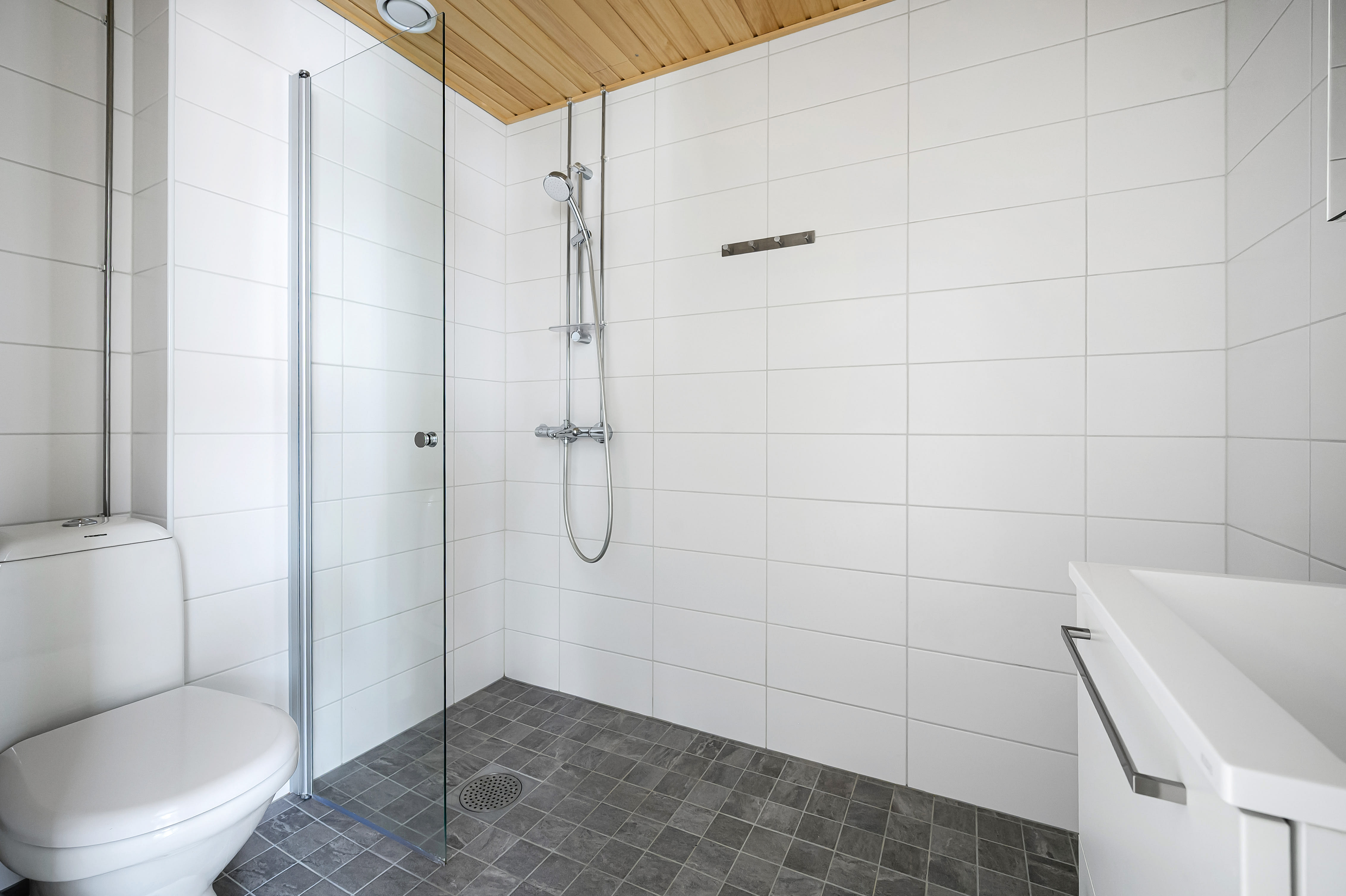 Vaahtera B 113 Kylpyhuone HR