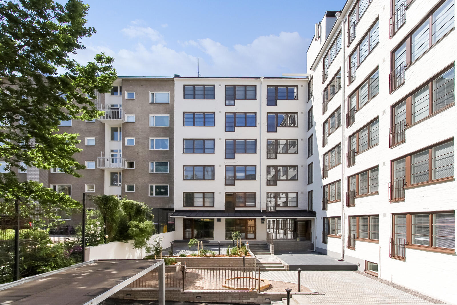 kallan kalliolanrinne piha