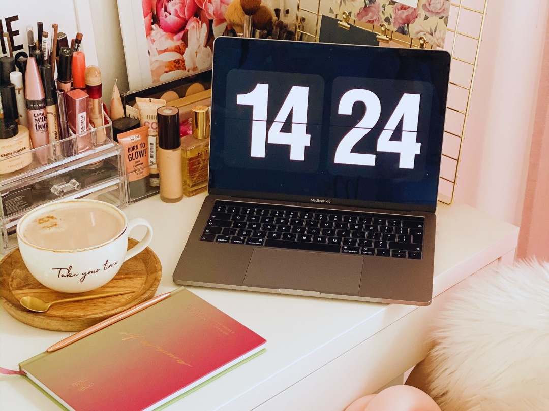 How to Create and Sell Digital Products: A Step-by-Step Guide