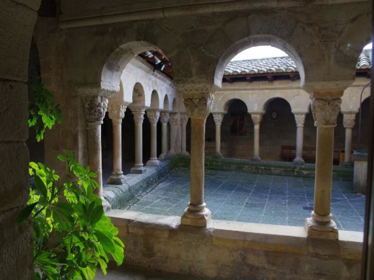 Iglesia de Santa Maria de Lluçà