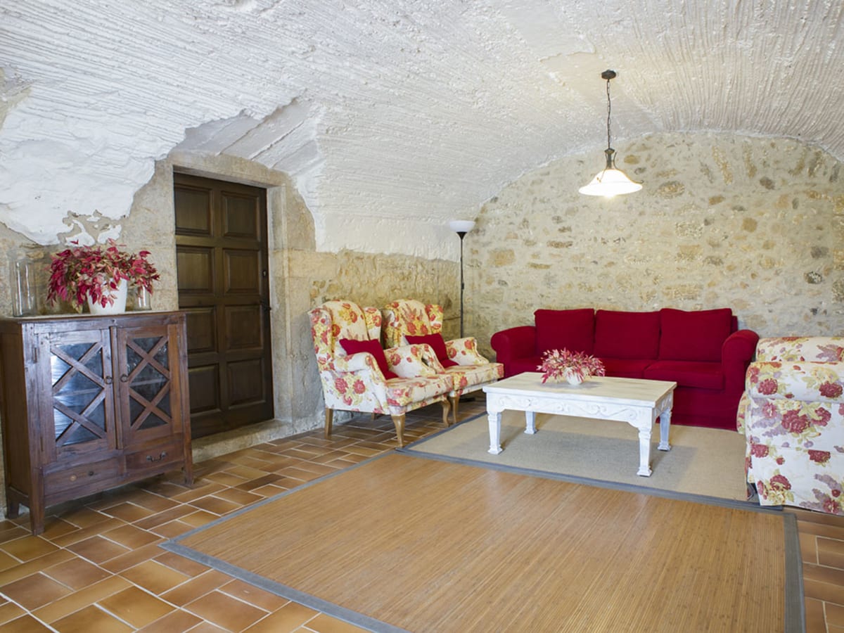 Hotel Rural Vinyes de l'Empordà - 2