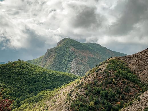 Escapada a Montanissell: Cal Borda, la Serra de Sant Joan y las Cuevas de Ormini
