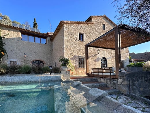 Escapada a l’hotel boutique La Mer: descobrint Argentona i el Castell de Burriac