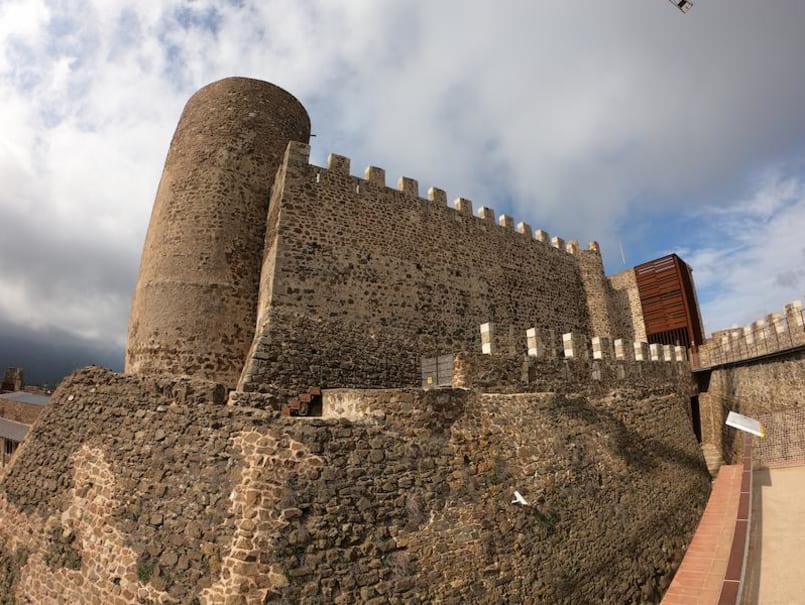 Castell de Montsoriu - 0