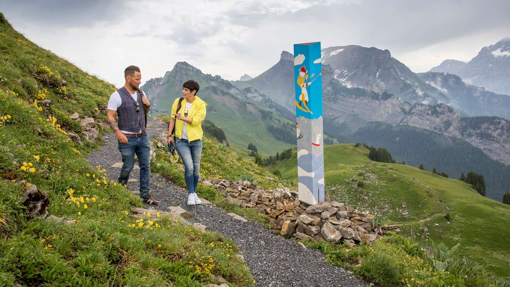 Marc Trauffer und Francine Jordi auf dem neuen Swiss Flower Panorama Cheese Trail