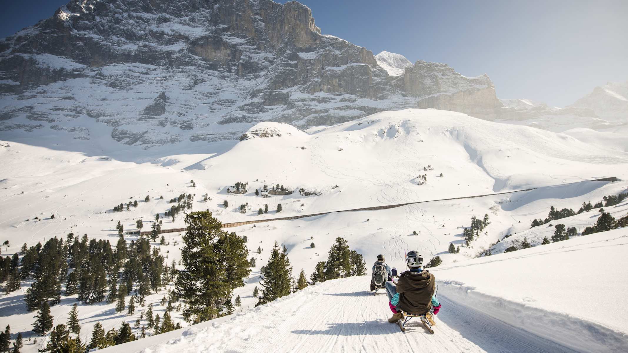 Schlitteln Eigernordwand Maennlichen Schnee