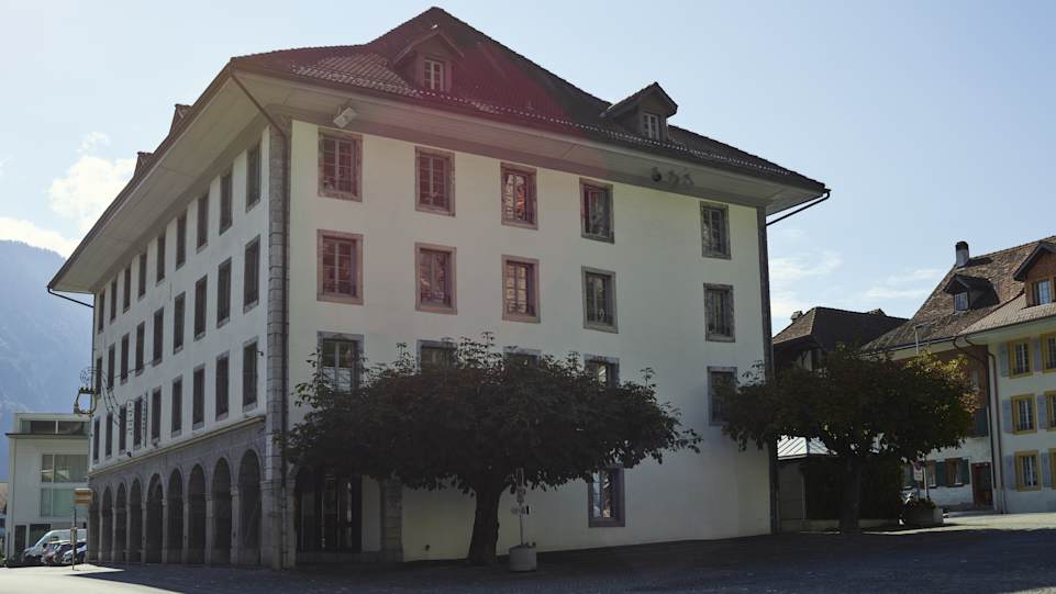 Unterseen Interlaken Stedtli Stadthaus Altstadt Sommer