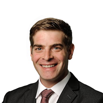 Emil Aschwanden mit Kravatte 900x900px