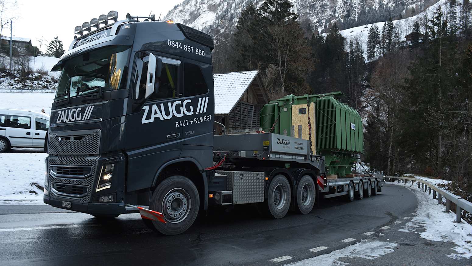 Trafo auf der Anfahrt nach Grindelwald