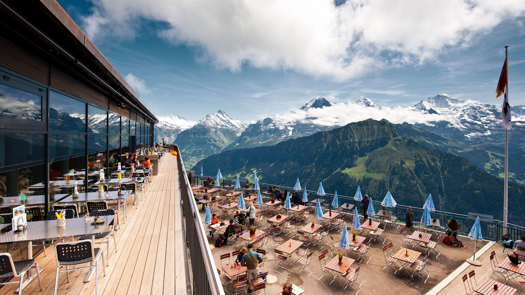 Bergrestaurant schynige platte terrasse 03