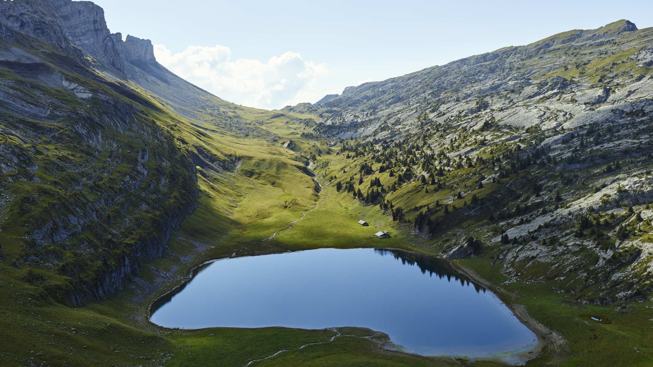 Saegistalsee Panorama Schynige Platte Wandern Berner Oberland Sommer