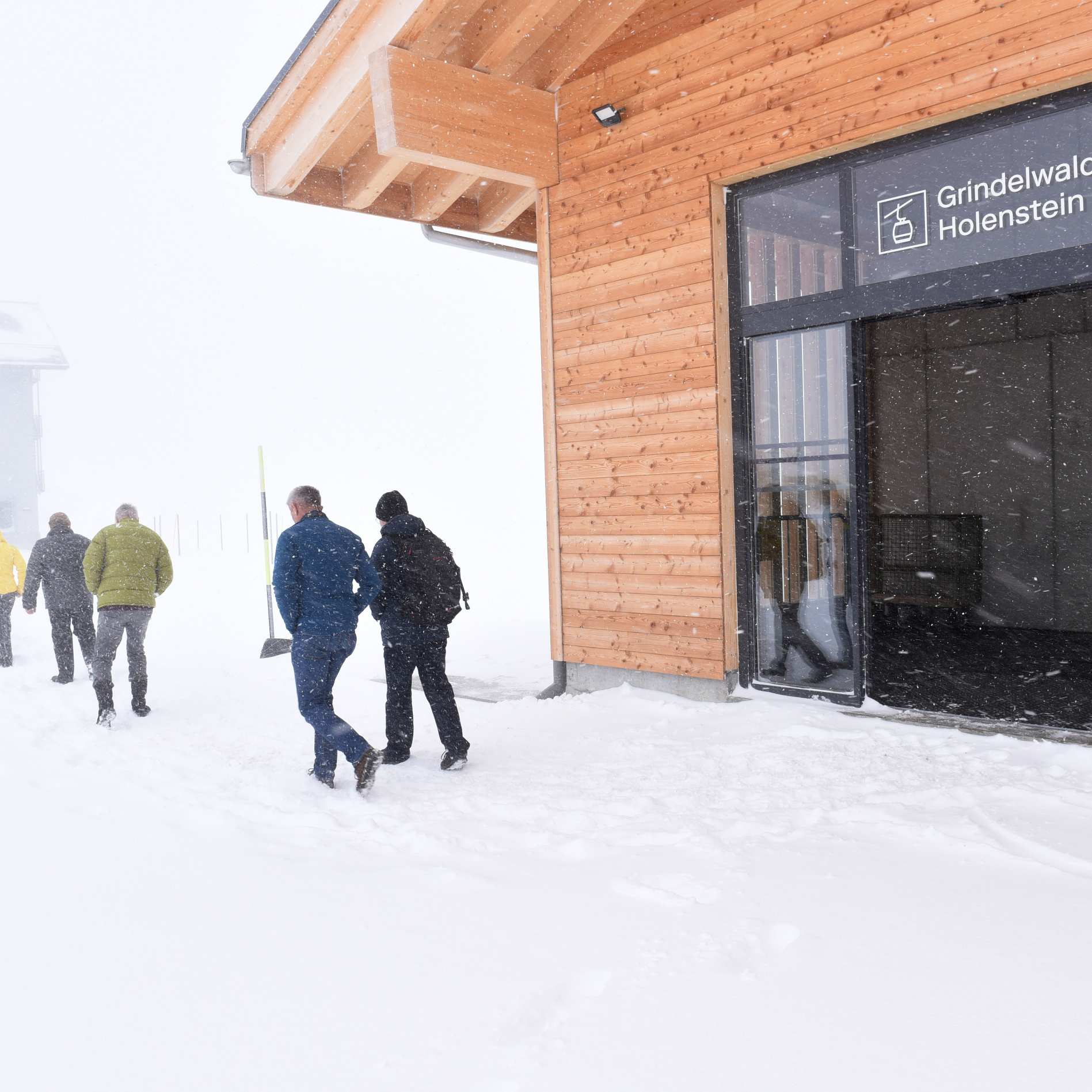 Opening GGM summit station Dec. 2019