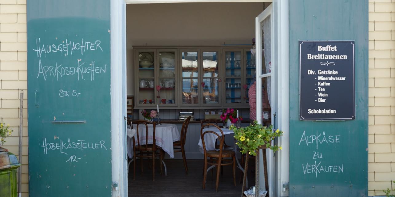 Schynige Platte Breitlauenen Bistro Eingang