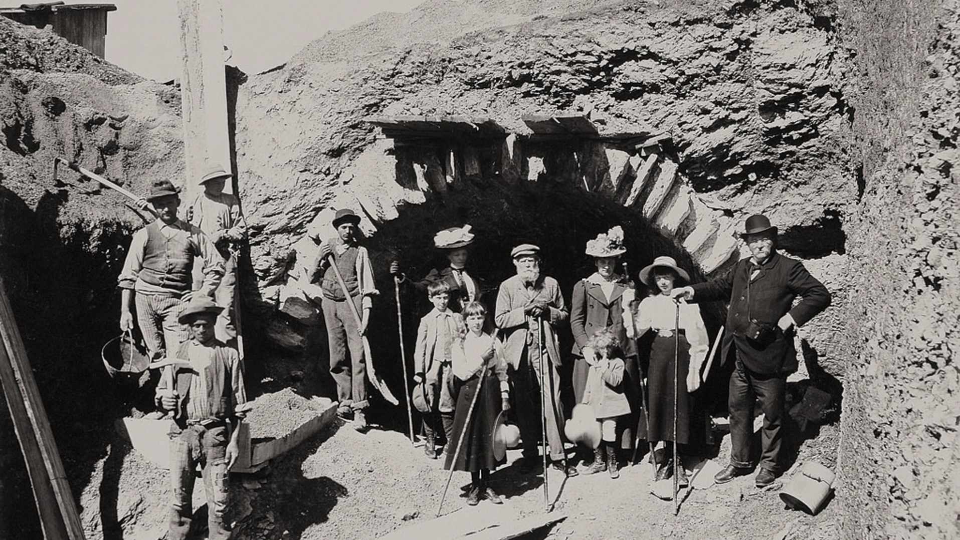 Bau der Jungfraubahn03