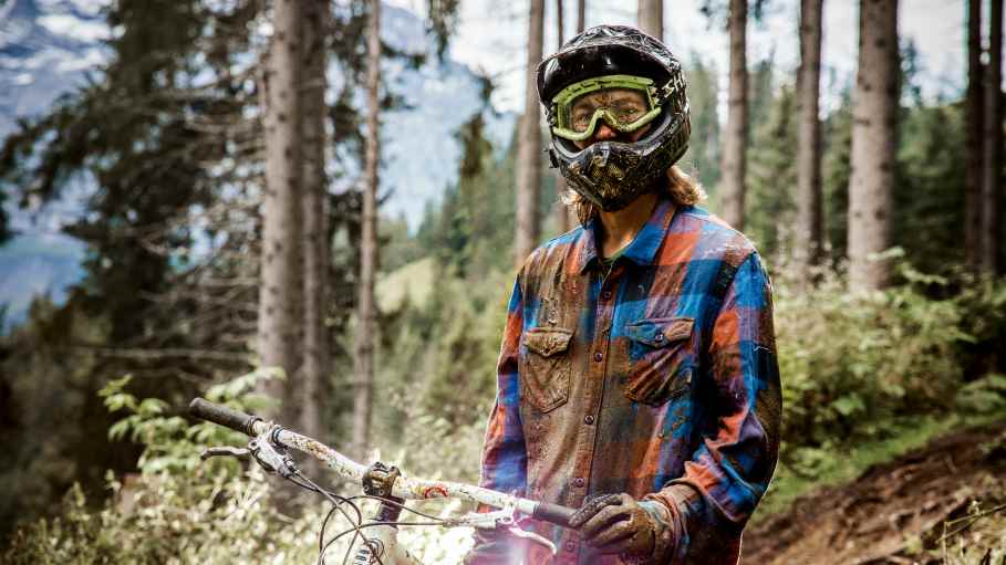 Biken Lauterbrunnen Freeride Trail Gruetschtrail