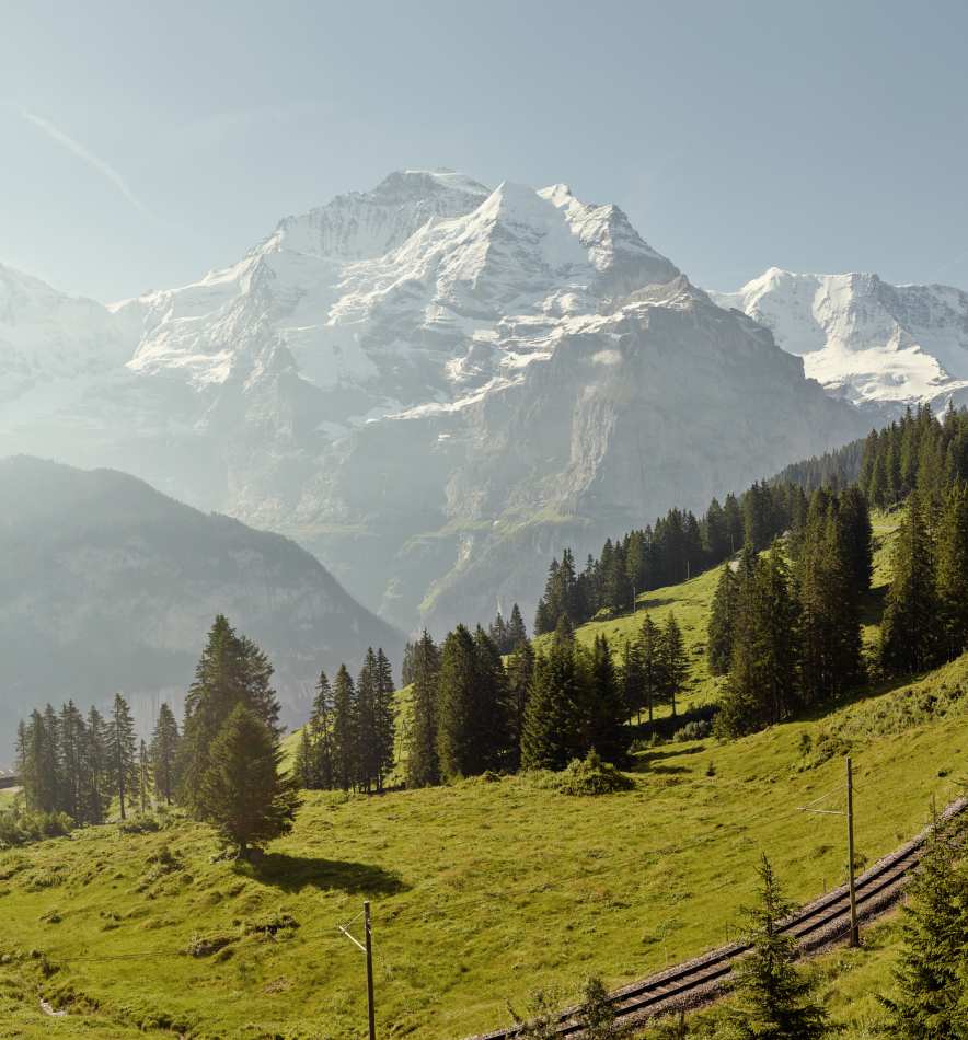 Winteregg Muerren Sommer Eiger Moench Jungfrau Panorama