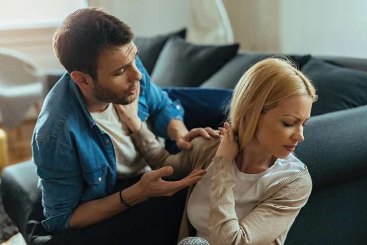 Signs that a woman is no longer interested in her husband Signs that a woman is no longer interested in her husband