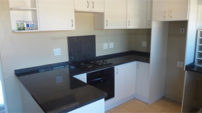 1 Bedroom Flat To Rent In Essenwood Durban