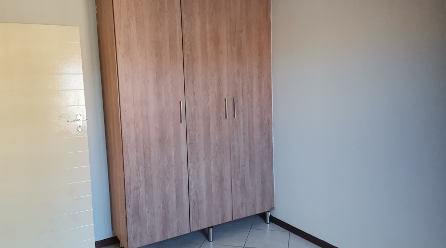2 Bedroom Apartment in Stone Ridge,... RL897735 Just Property