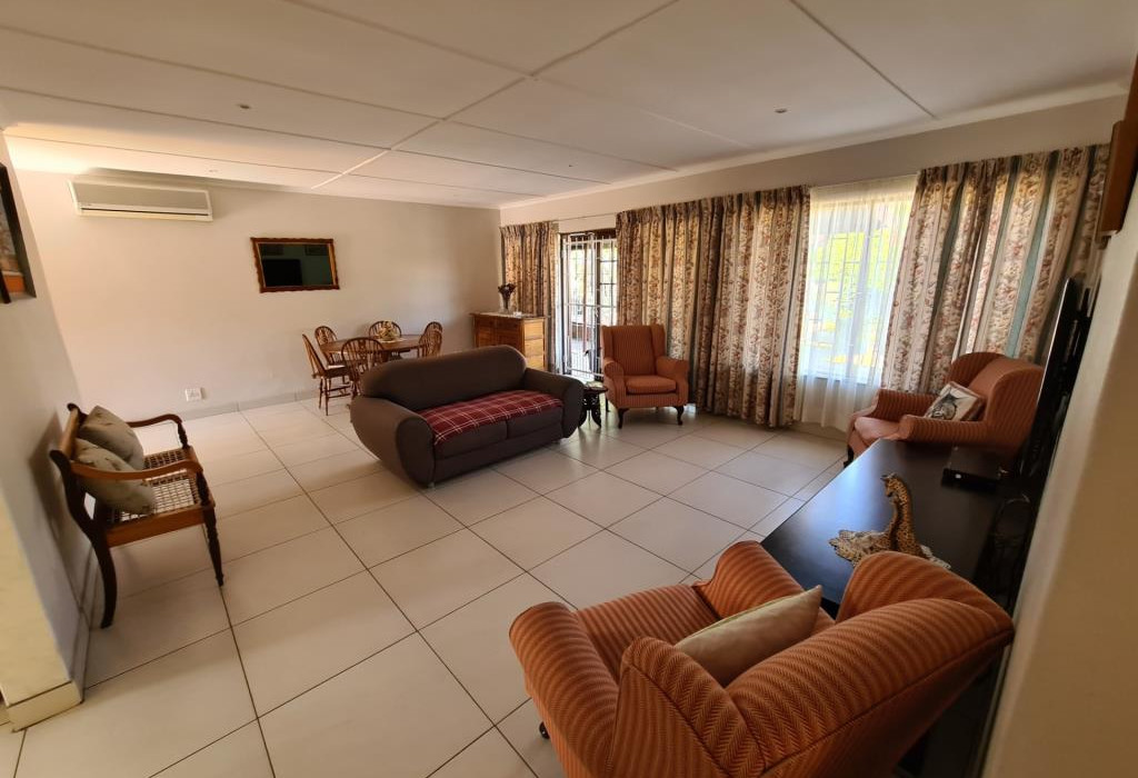 3 Bedroom Simplex in Hayfields, Pie... RL1043 Just Property