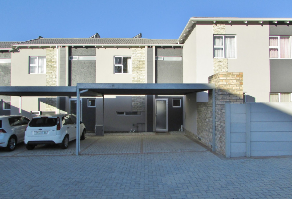 3 Bedroom Duplex in Overbaakens, Po... RL939215 Just Property