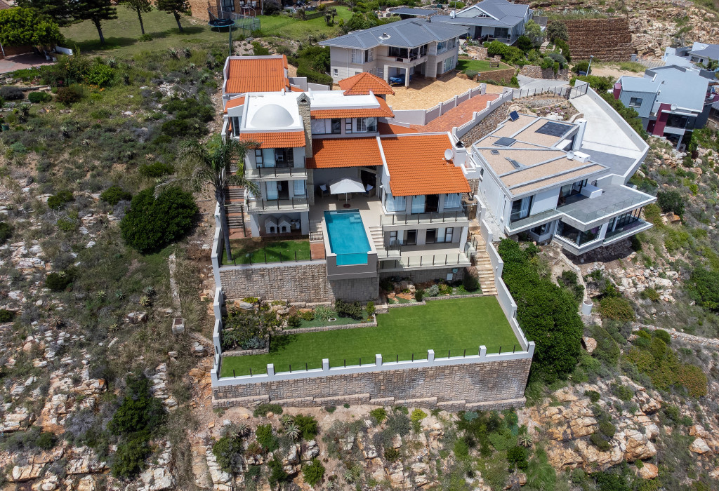 4 Bedroom House in Linkside, Mossel... RL941603 Just Property